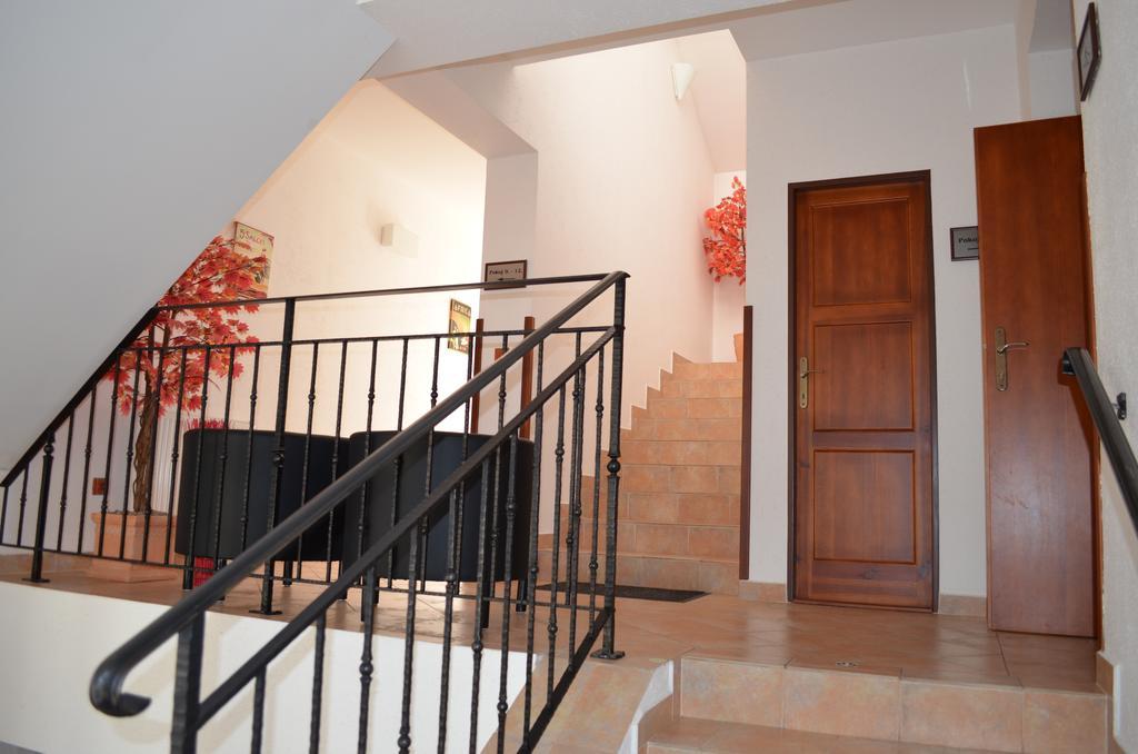 Lázně Bělohrad Hotel U Kapra מראה חיצוני תמונה